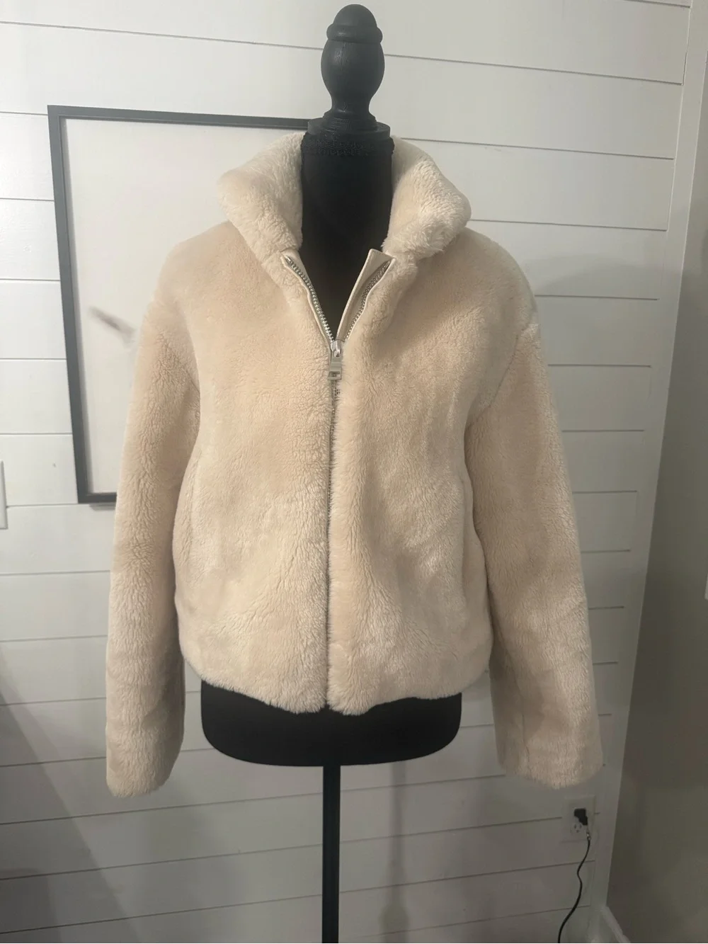 Club Monaco Women’s Novah Cropped Faux Fur Teddy Jacket XS
